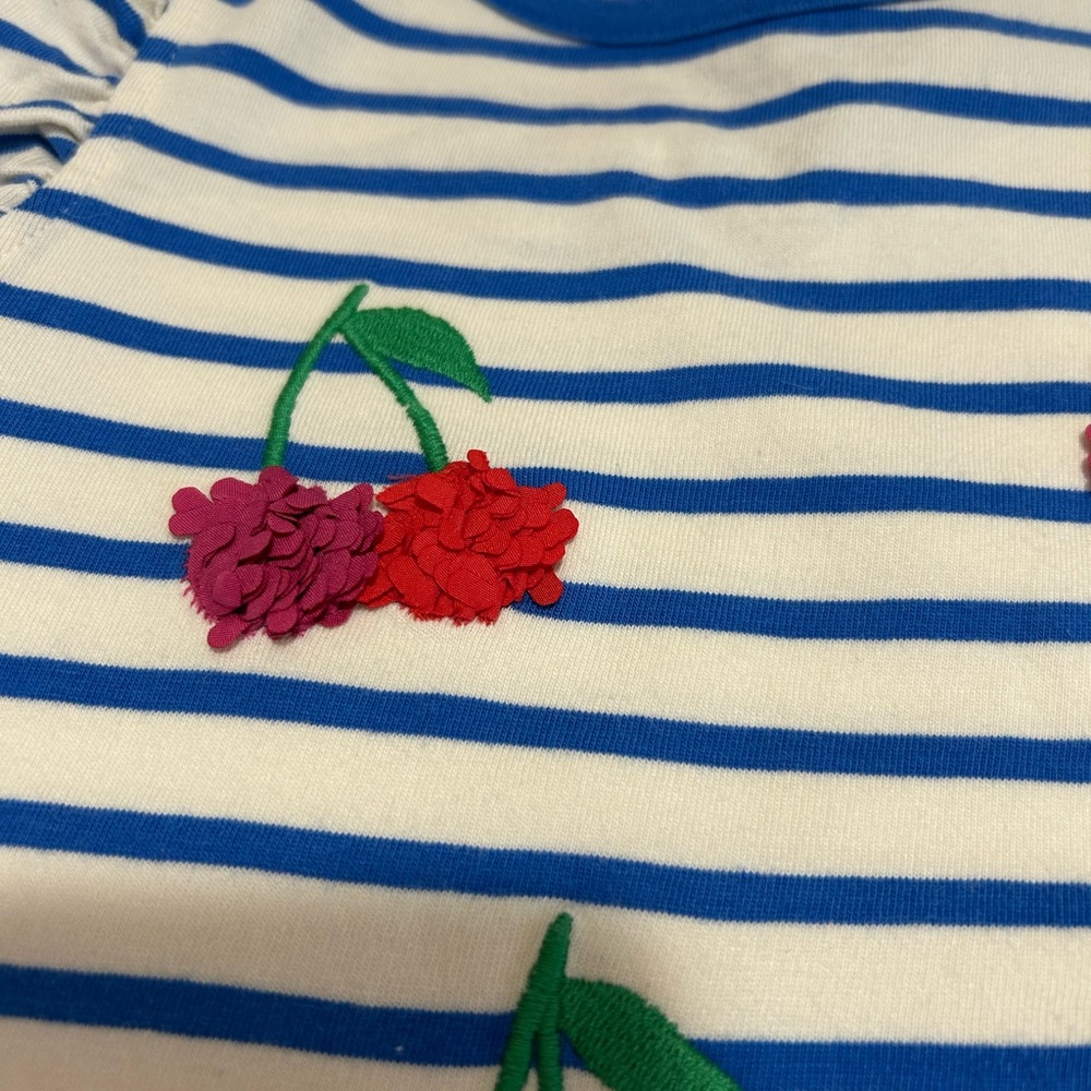 Mini Boden Flutter Sleeve Cherry Appliqué Tee 2-3Y - Picture 3 of 5